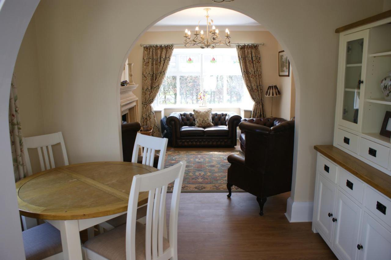 Spacious 4 Bed Family Cottage In Parkland Setting ยอร์ค ภายนอก รูปภาพ