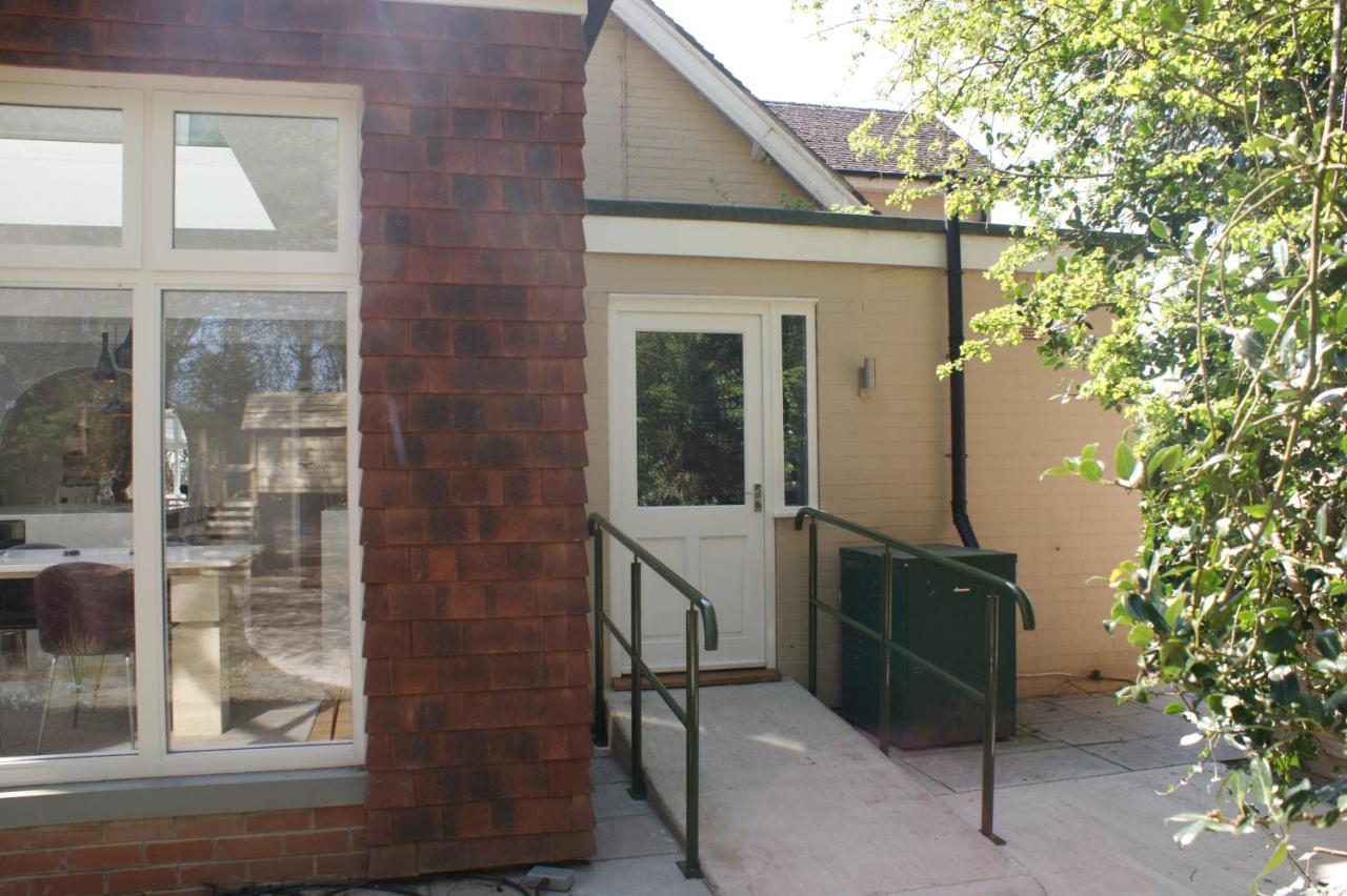 Spacious 4 Bed Family Cottage In Parkland Setting ยอร์ค ภายนอก รูปภาพ